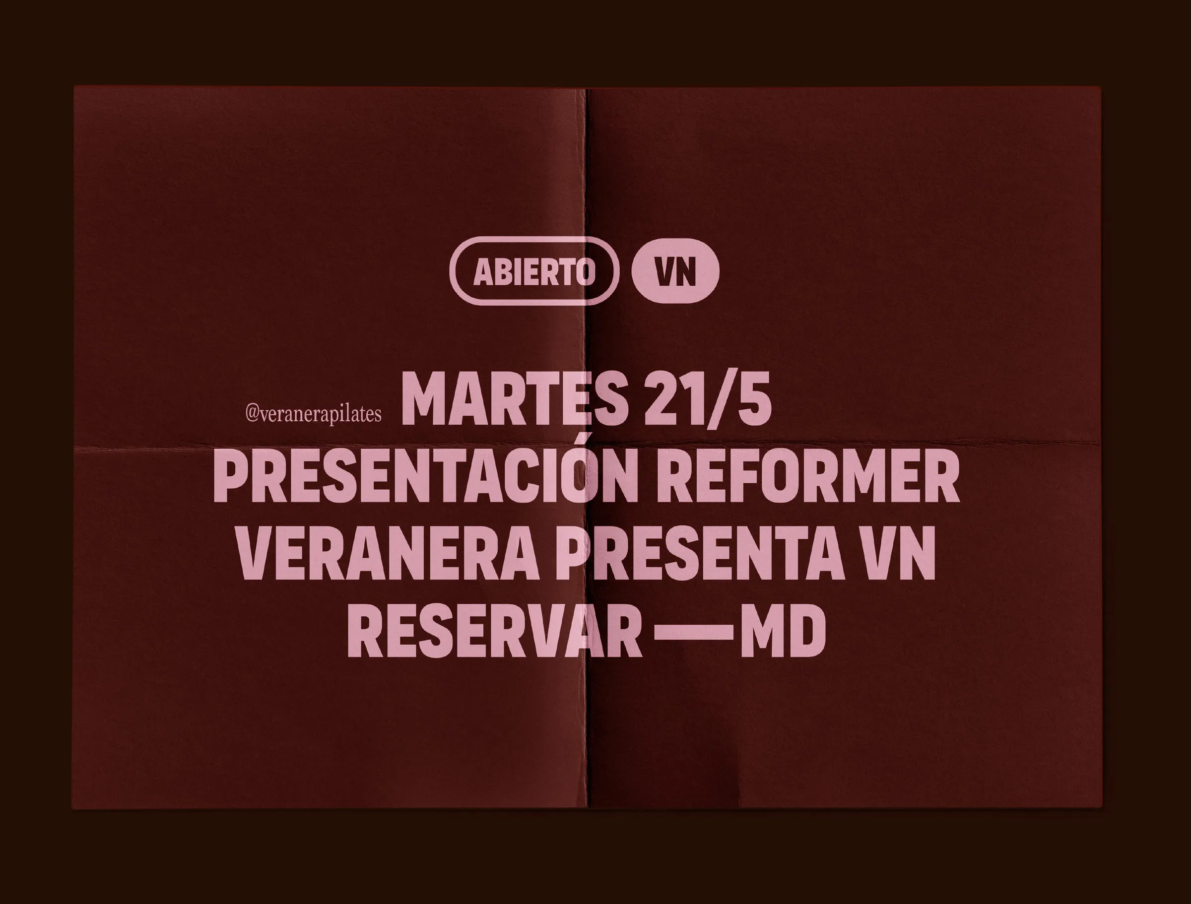 Cartel plegado anunciando la presentación del reformer